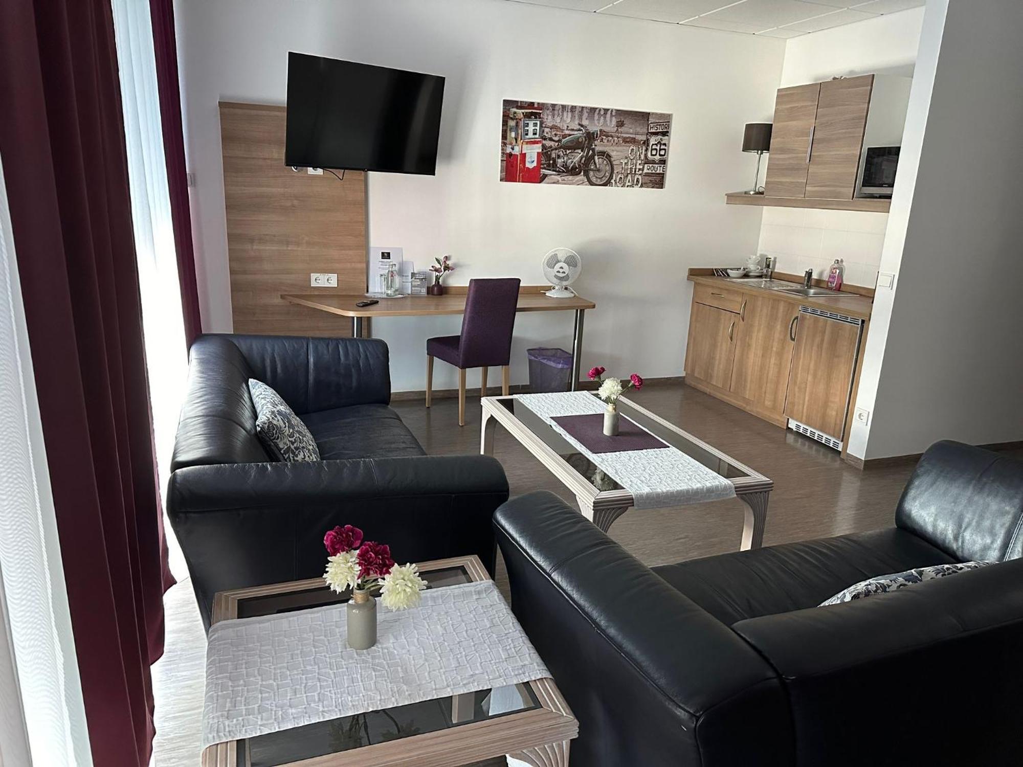 Hotel Efcannos Vechelde ภายนอก รูปภาพ